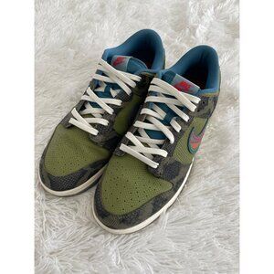 NIKE Dunk Low Mens "Siempre Familia" Size 10.5